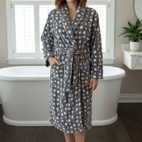 Sleep Studio Plush Robe - Picture 1 of 9